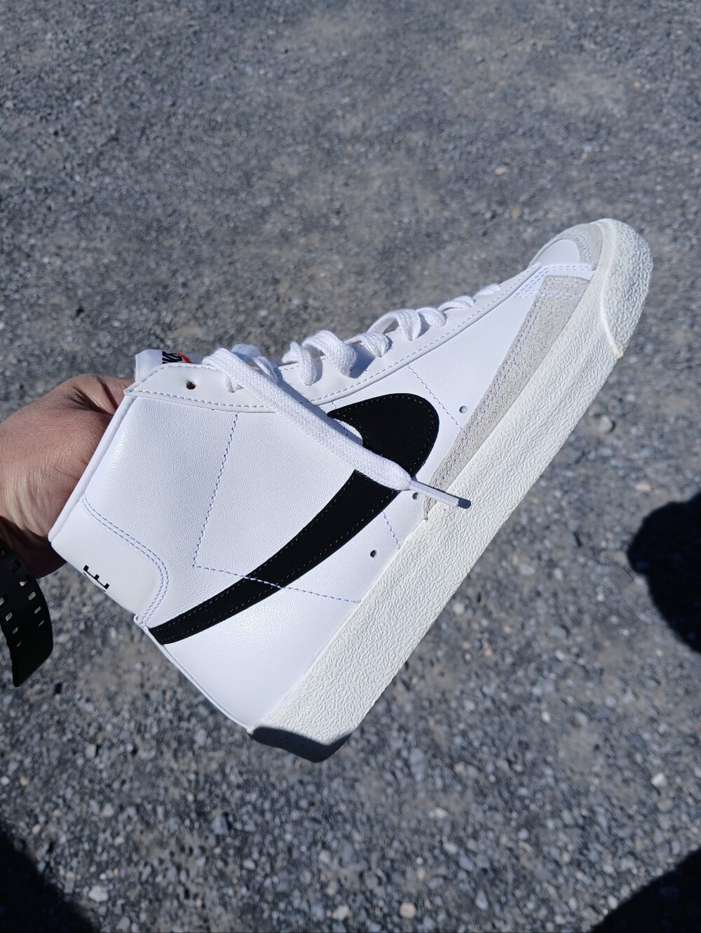 Nike Blazer Mid 77 Vintage Streetwear/Athletic Shoes Size 8.5 for Men/10 Women - Picture 3 of 12